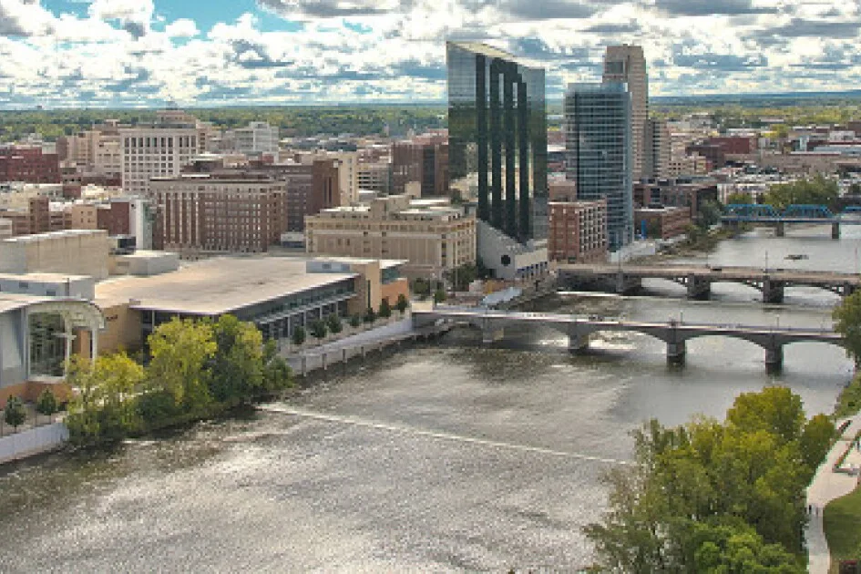 Downtown Grand Rapids skyline and bridges over the Grand River in Kent County, MI
